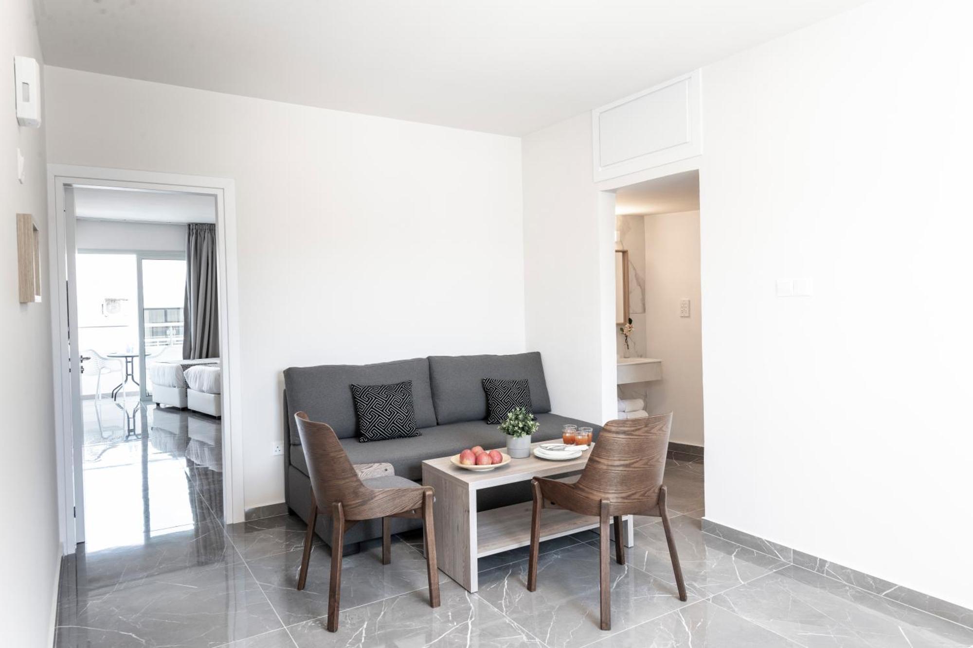 Blazer Residence Larnaca Exterior photo